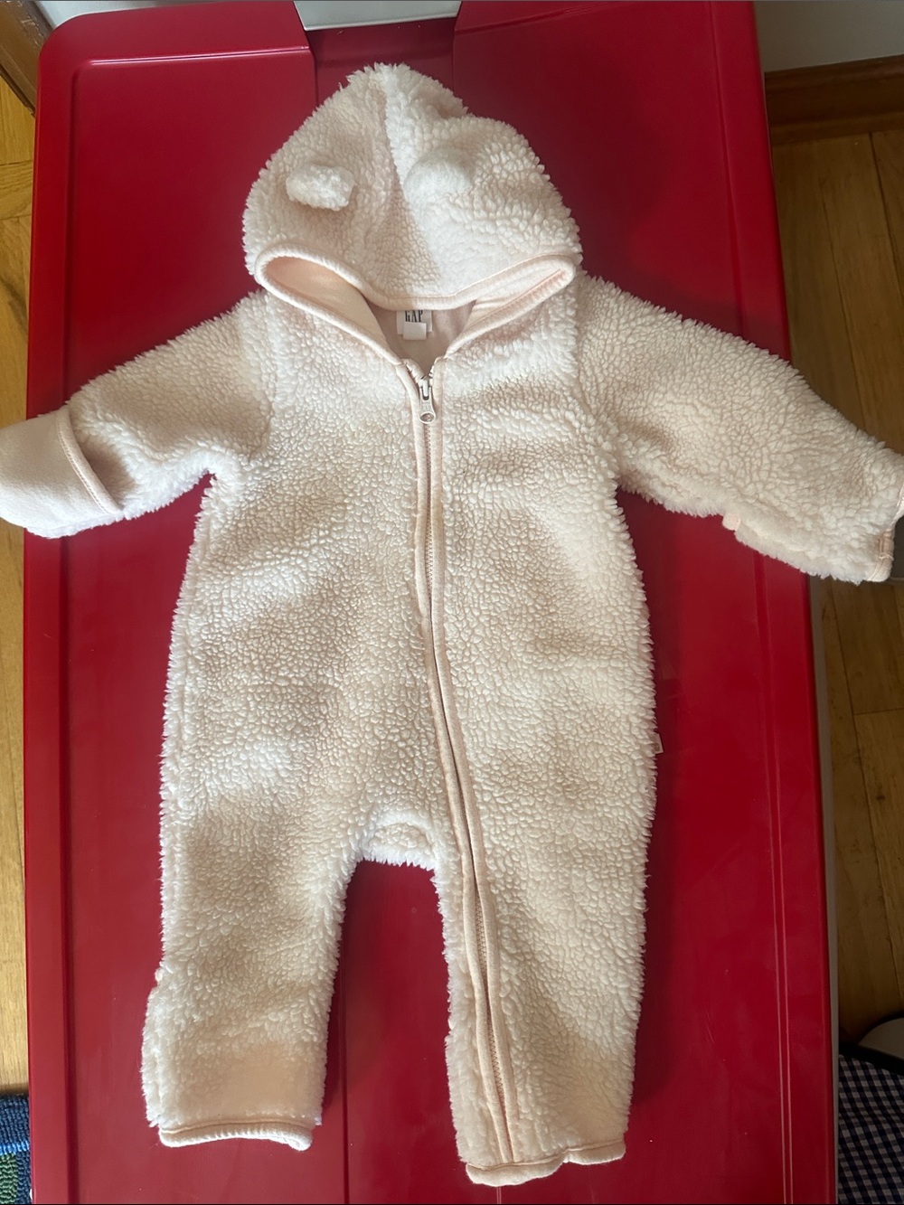 GAP Pale PinkSherpa Hooded Baby One-Piece Footie/ Snowsuit. Size 0/3 months.